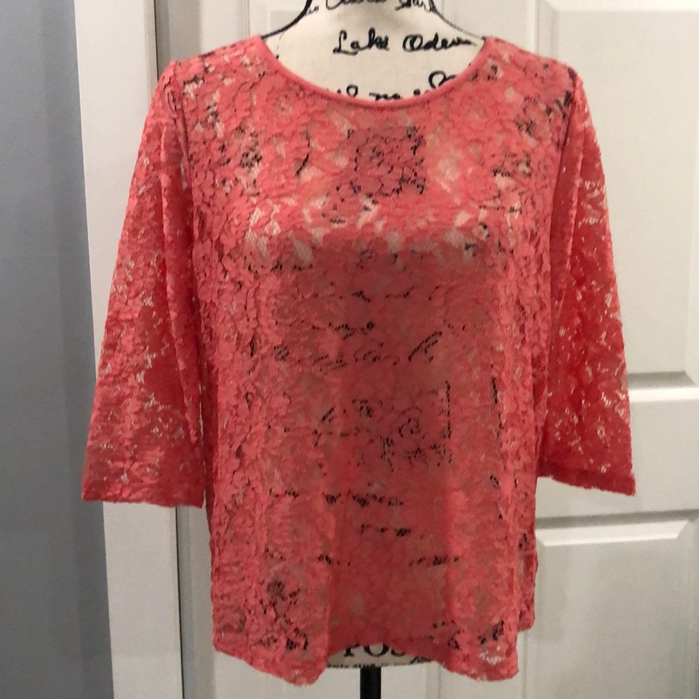 Forever 21 in coral lace top